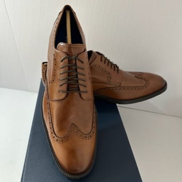 Cole Haan Mens Wingtip Leather Brogues Color: Tan Size: 11 New in box - Picture 1 of 9